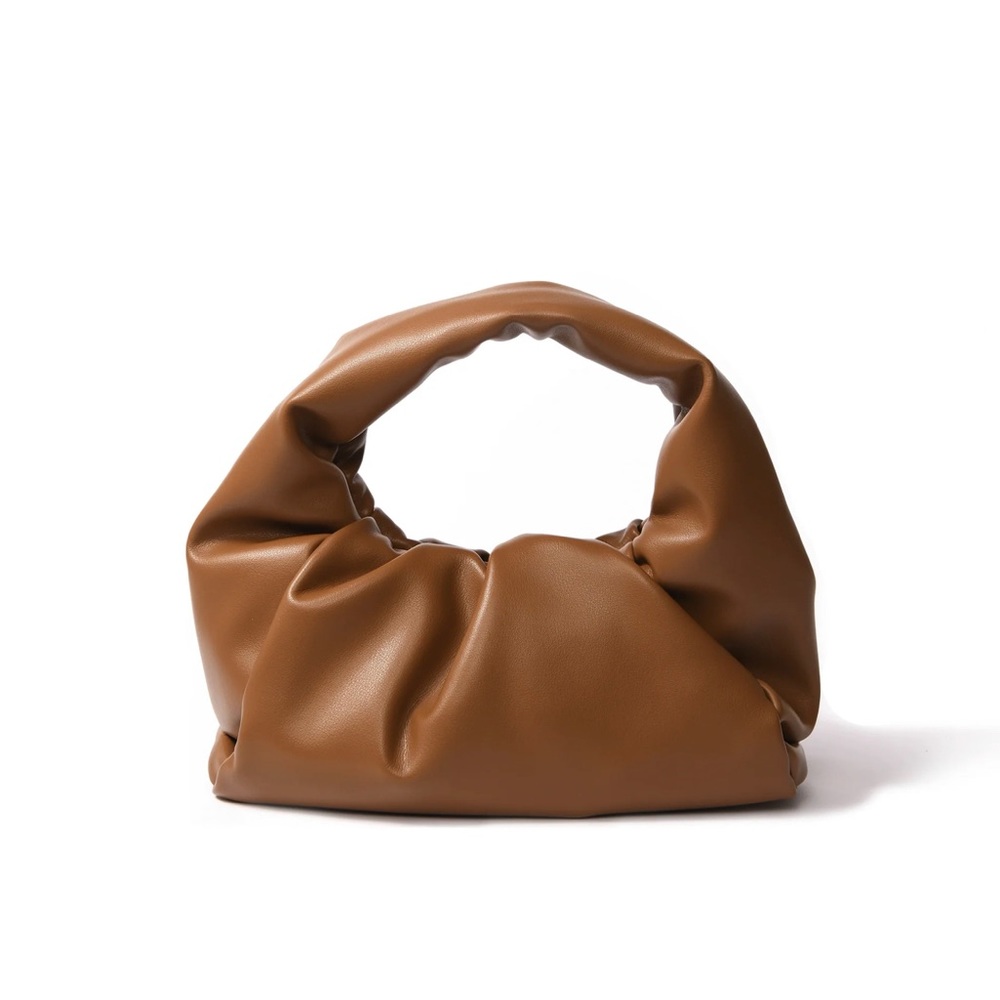 Bob Ore Marshmallow Croissant Bag in Soft Leather Caramel